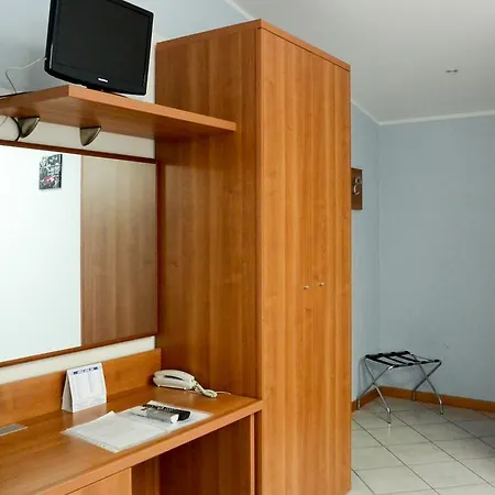 Meuble Abatjour Otel Mantua