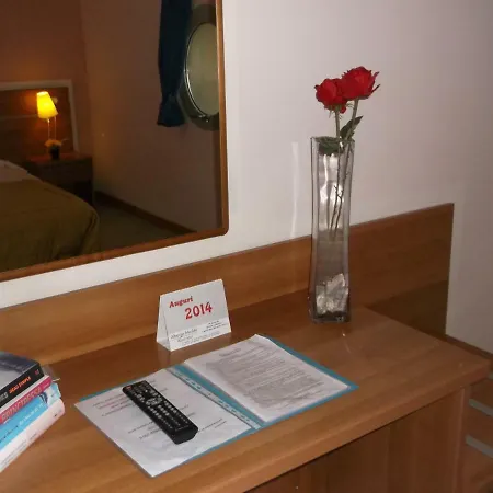 Otel Meuble Abatjour Mantua